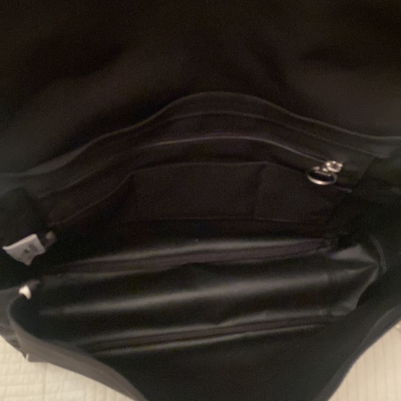 LACOSTE Nylon laptop bag. Crossbody. - Picture 7 of 11